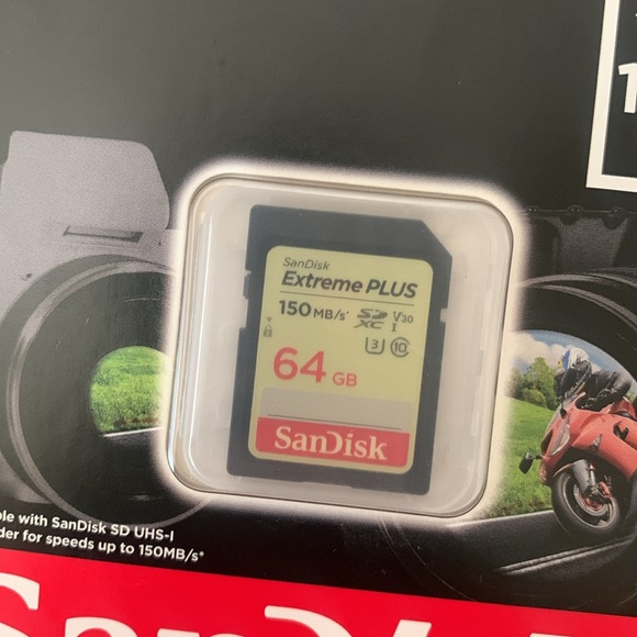 SanDisk 64GB Extreme Plus SDXC UHS-I Memory Card for Camera - Picture 3 of 4